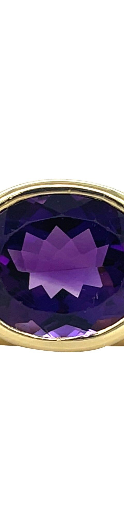 Vintage 18K Gold Ring with Amethyst